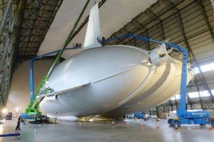 auto_Airlander-10_11458659452